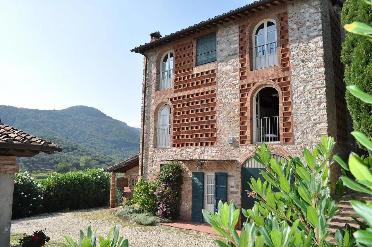 Podere Farinello Lucca 0*,  Italia